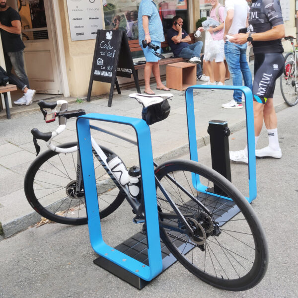 E Bike Charging station ladestation ladesäule